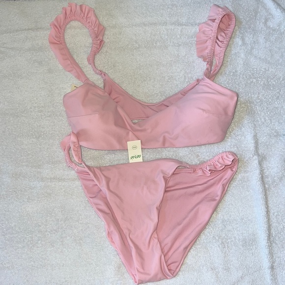 BOTTOMS - Picture 1 of 3